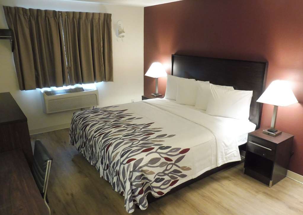 Red Roof Inn Грінсбург Номер фото